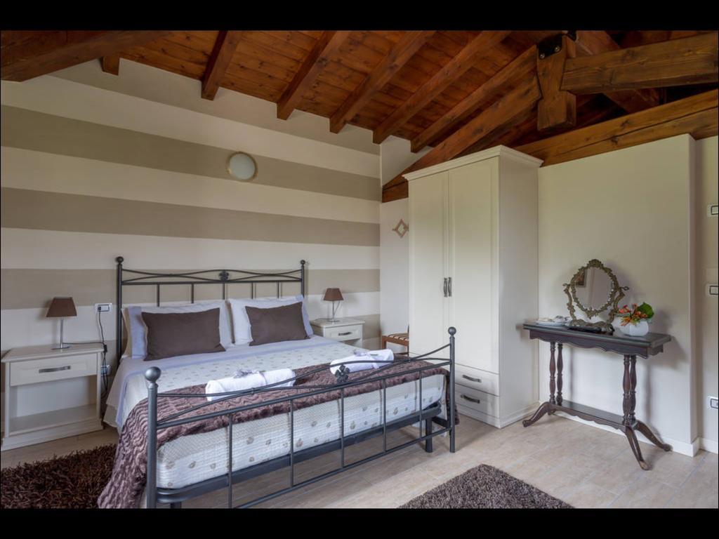 B&B Ronco Degli Ulivi Iseo Exterior photo