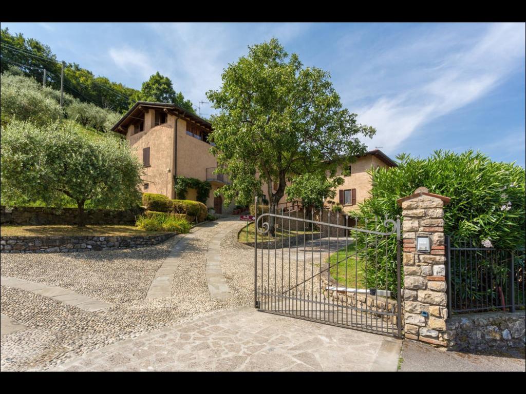 B&B Ronco Degli Ulivi Iseo Exterior photo